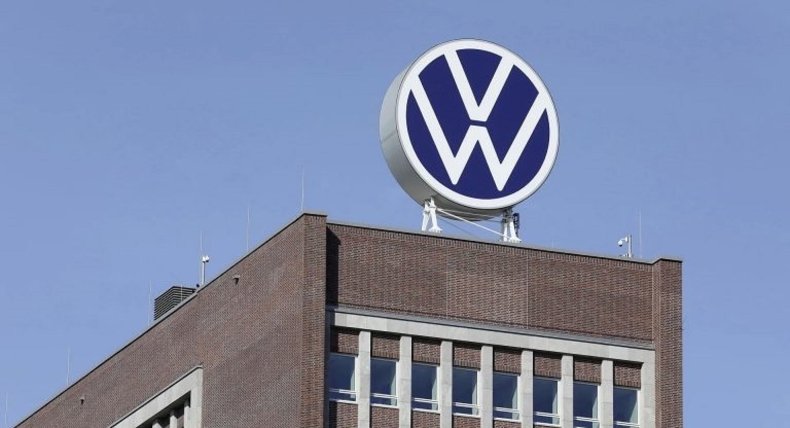 Cổ Phiếu Volkswagen Và Cổ Tức Đặc Biệt Cuối Năm 2023: Alpha Trading Hub Mở Đường Cho Nhà Đầu Tư