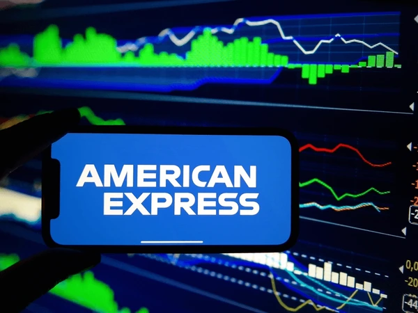 Đón Chờ Thương Vụ Chia Cổ Tức Của Tập đoàn Tín Dụng Hàng đầu American Express Vào Tháng 04/2024
