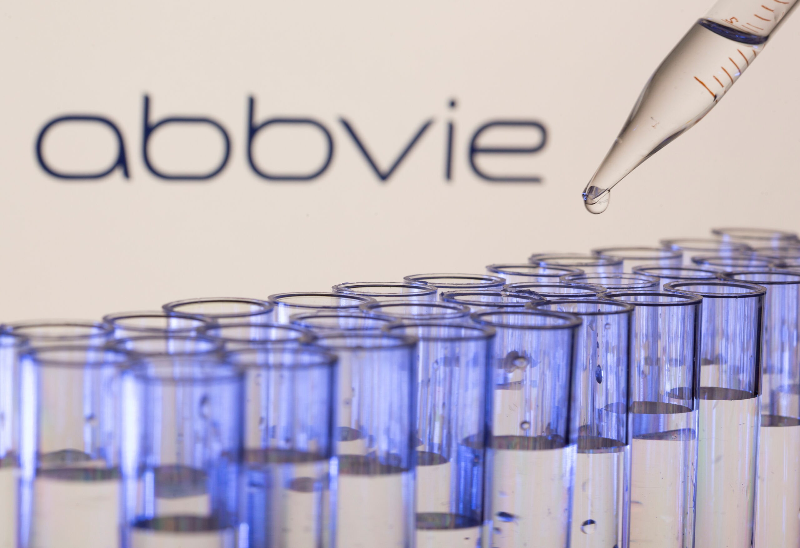 abbvie-chia-co-tuc-2024-Neotrades