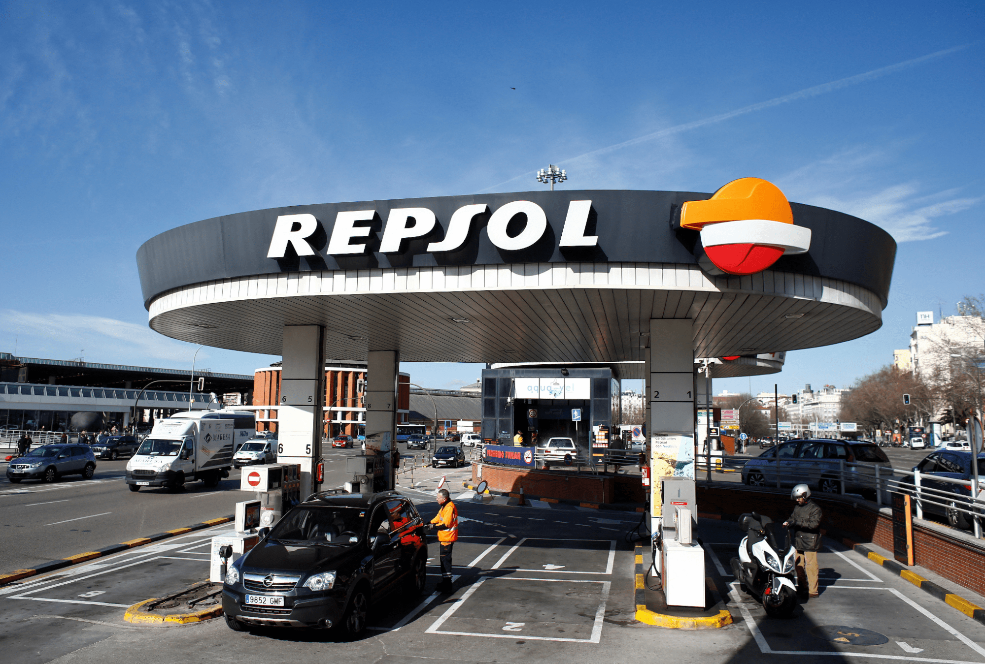 repsol-cam-ket-phan-phoi-10-ty-euro